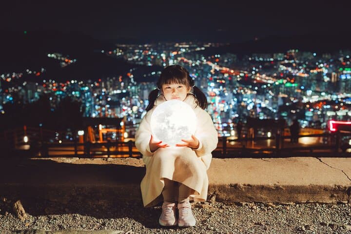 Busan After Dark: Private Night Photography Tour of Songdo, Gamcheon & Hwangnyeongsan