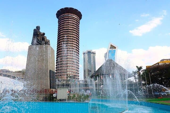 Nairobi in a Day: Museum, KICC Tower, Kobe Beads & Bomas Cultural Dances photo 6