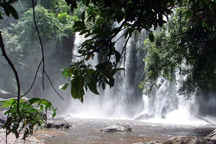 Phnom Kulen Waterfall & River of 1000 Siva Linga — Siem Reap Day Hike photo 5