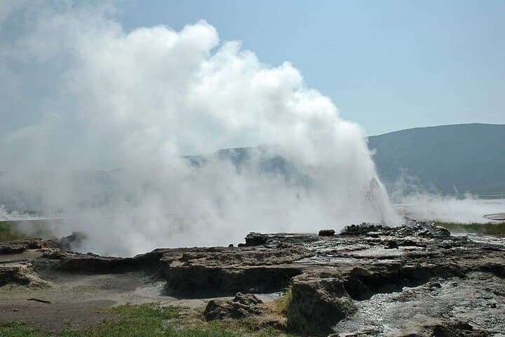 Lake Bogoria and Lake Nakuru 2-Day Safari: Flamingos, Rhinos & Hot Springs photo 3