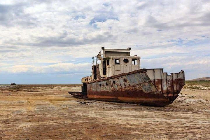 Khiva to Aral Sea Ship Cemetery Day Trip — Muynak, Mizdakhan & Chilpik