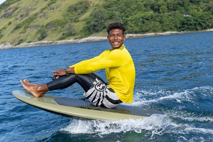 E-Foil Lessons in Phuket: Learn to Fly Above Tropical Waters photo 5