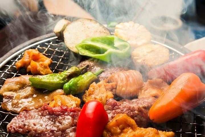 Osaka Cultural Night: Yakiniku, Sake & Local Crafts Near Keihan Doi photo 3