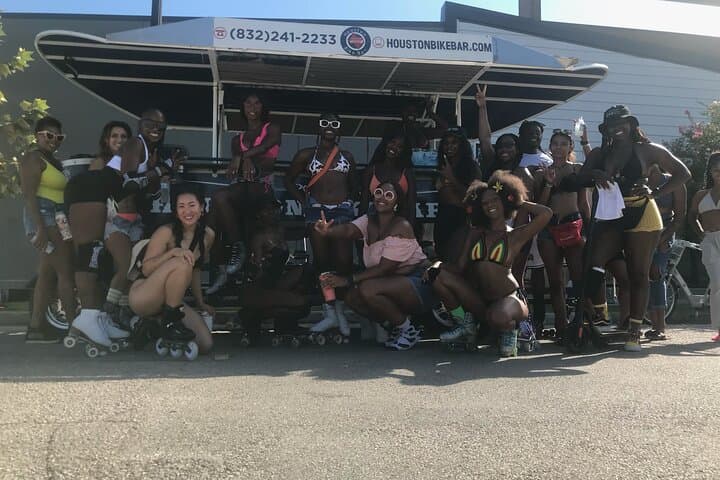 Party Bike Bar Tour Through Houston's Midtown Murals and Nightlife photo 3