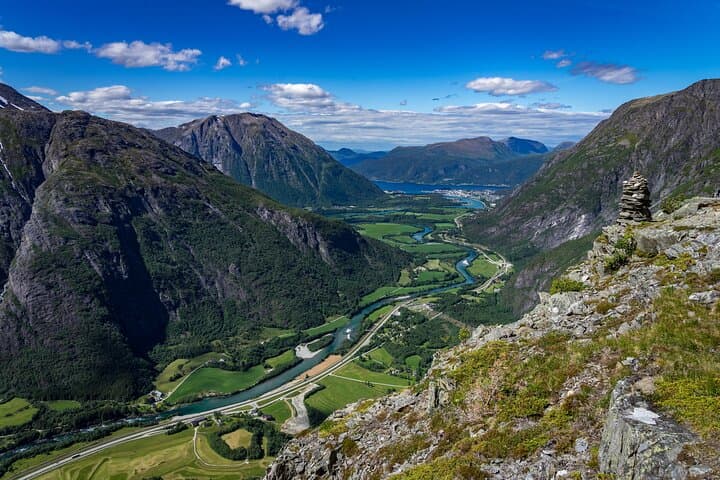 E-Bike and Hike to Litlefjellet — Åndalsnes Electric Bike Adventure photo 6