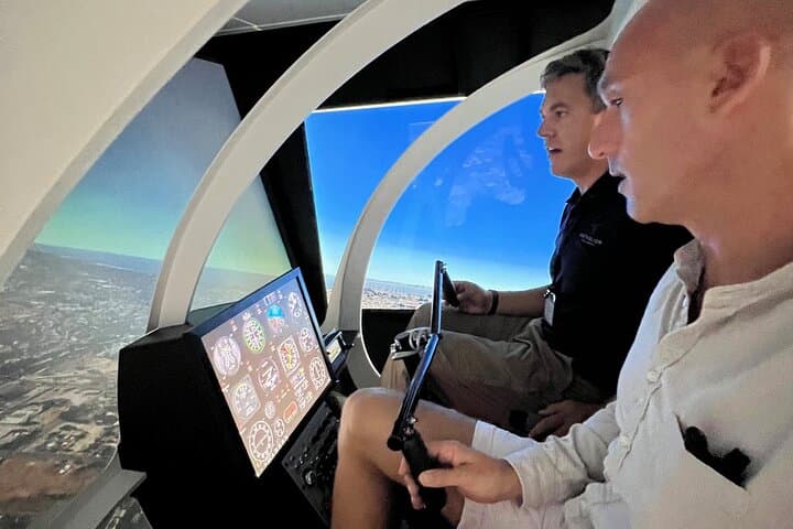Ultra-Realistic Helicopter Simulator Experience in Long Beach (Los Angeles Area)