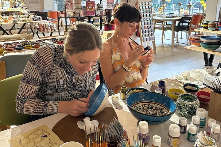 Orange County Ceramic Painting Classes — Paint Plates & Bowls in Newport Beach