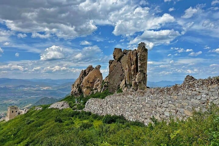 Stonehenge Wild Great Wall: Full-Day Unrestored Hike from Beijing