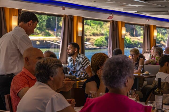 Douro Valley and Régua Panoramic Cruise with Lunch from Porto photo 4