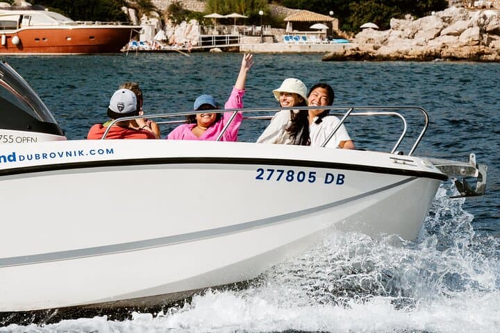 Dubrovnik Private 2-Hour Blue and Green Cave Snorkel Tour
