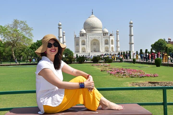 Taj Mahal Sunrise or Sunset Private Tour by Car — Agra Local Sightseeing photo 2