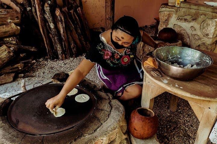 Chichen Itza, Valladolid & Cenote Day Trip: Mayan Ruins, Cenote Swim & Gastronomy photo 4