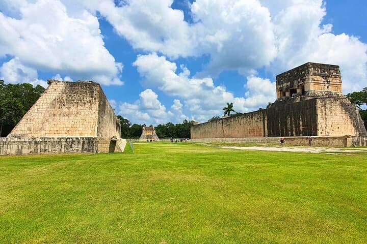 Chichen Itza Day Tour: Valladolid, Cenote Swim & Mayan Gastronomy photo 5