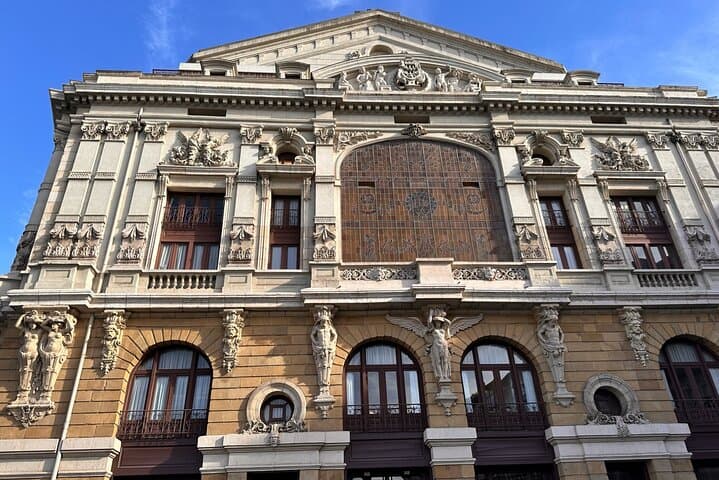 Bilbao Old Town Scavenger Hunt: Self-Guided Walking Tour of Casco Viejo photo 6