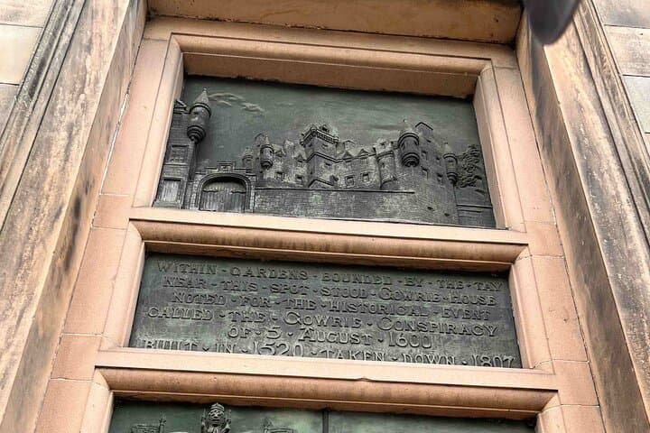 Self-Guided Audio Tour of Medieval Perth's Bloody Past photo 2
