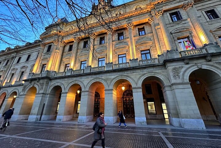 San Sebastián Scavenger Hunt: Self-Guided Sights & Riddle Walk photo 6