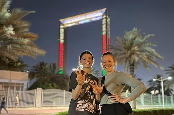 Dubai Night City Tour from DXB — Private Transfer, Local Snacks & Layover Highlights
