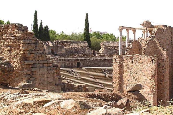 Itálica Day Trip from Seville — Roman Ruins & San Isidoro Monastery photo 4