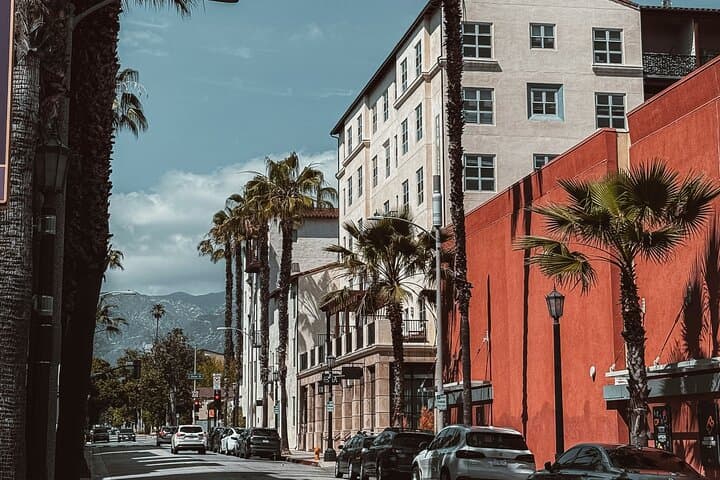 Pasadena in Full Bloom: Self-Guided Scavenger Hunt Through Old Pasadena photo 6