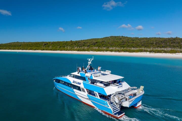 Full-Day Whitsundays Cruise to Whitehaven Beach & Hill Inlet