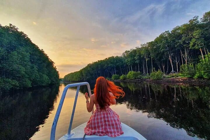 Klias River Fireflies & Wildlife Safari — Evening River Cruise & Kampong Dinner photo 6
