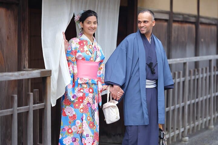 Couples Kimono Rental in Kyoto — CHAMATSU Near Kodaiji with Hair Set photo 3