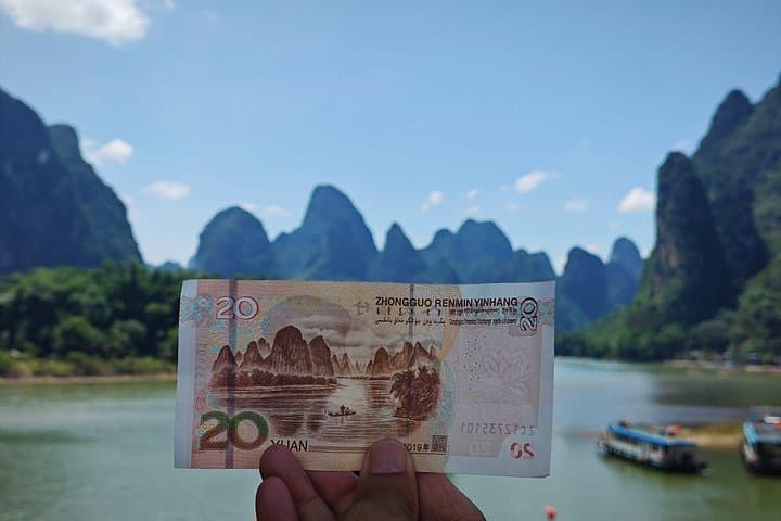 Li River Cruise to Yangshuo & Xianggong Hill — Guilin Day Trip photo 1