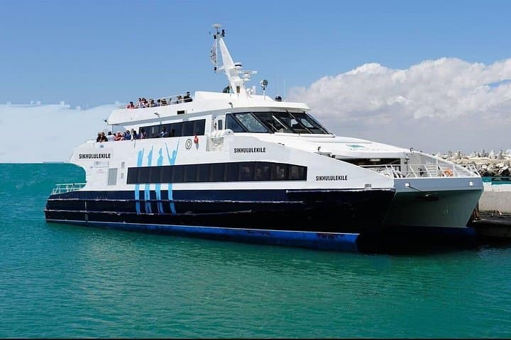 Robben Island, Table Mountain & Cape Town Private Day Tour — Ferry, Cable Car & City Highlights photo 1