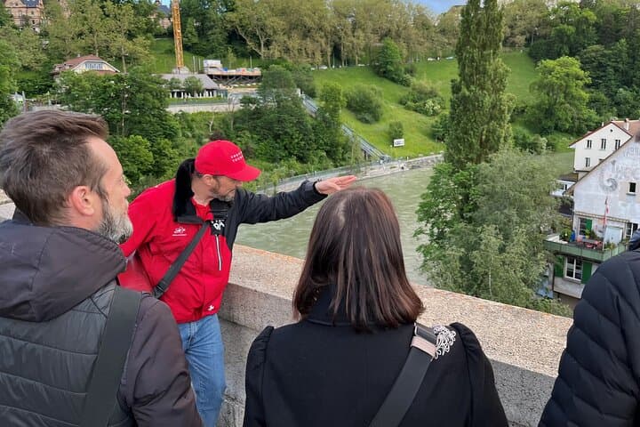 Bern Chocolate Walking Tour — Tasting & Conching History in the Old Town photo 6