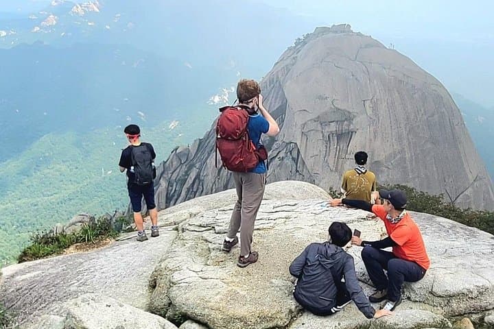 Hike Baegundae: Urban Peaks and Temple Trails in Bukhansan National Park photo 4