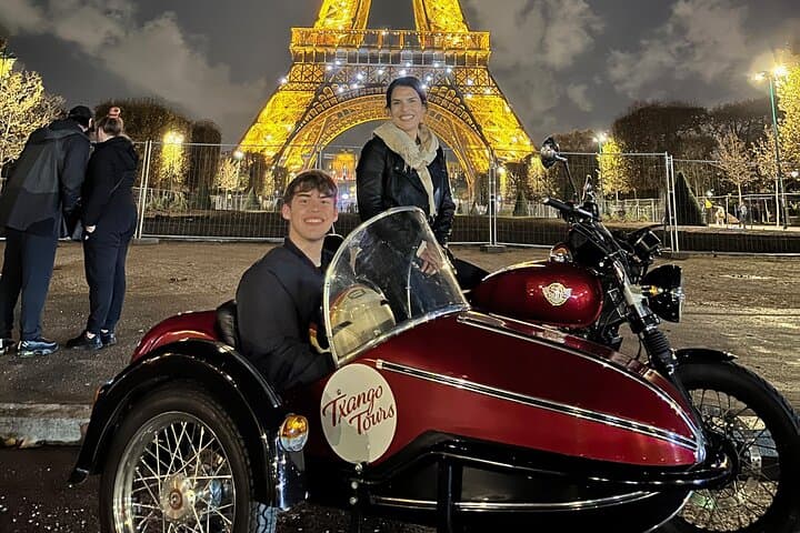 Paris Night Sidecar Tour: Private Vintage Ride with Wine photo 6
