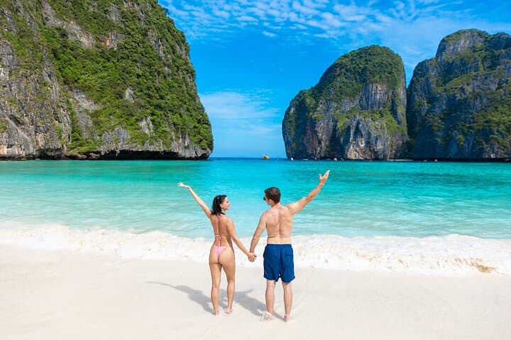 Phi Phi & Bamboo Island: Full-Day Speed Catamaran Adventure from Phuket
