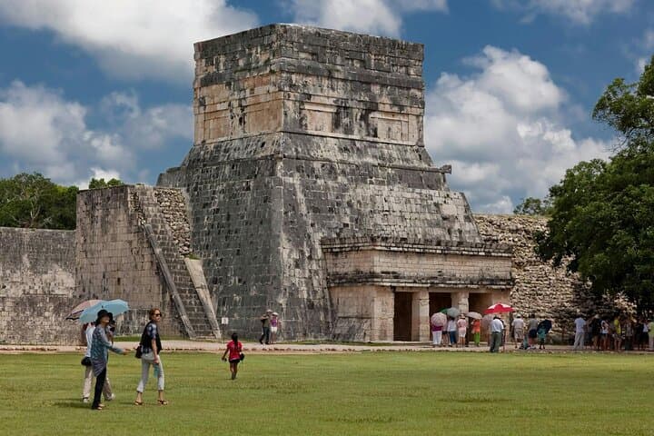 Chichen Itza & Cenote Tsukán: Sunrise Ruins and Underground Swim with Lunch photo 3