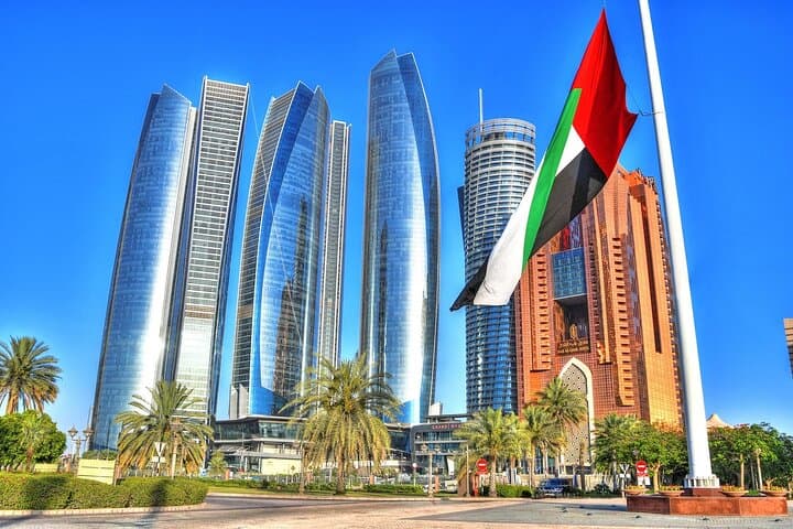 Full-Day Abu Dhabi City Tour from Dubai: Sheikh Zayed, Heritage Village & Yas Island Highlights photo 5
