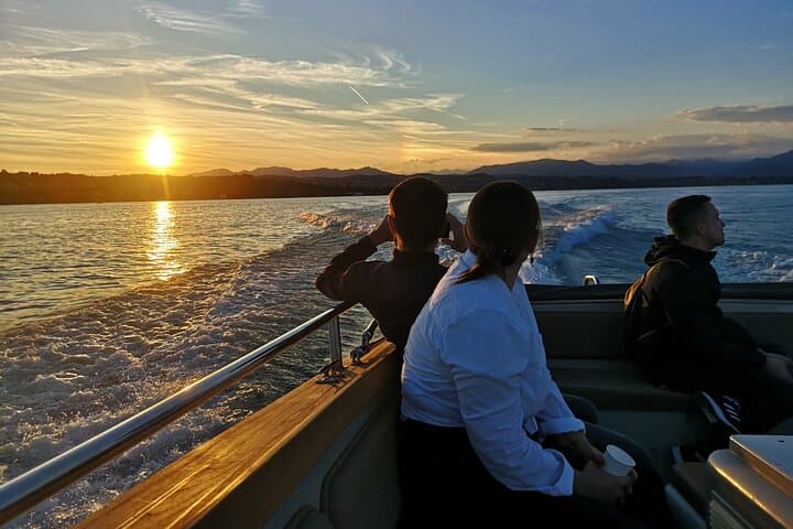 Desenzano Sunset Stroll and Boat Ride with Drink and Roman Villa Access photo 2