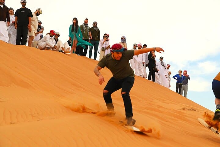 romantic-desert-dinner-dubai-private-candlelight-dune-experience photo 4