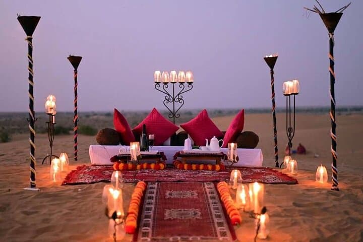 romantic-desert-dinner-dubai-private-candlelight-dune-experience
