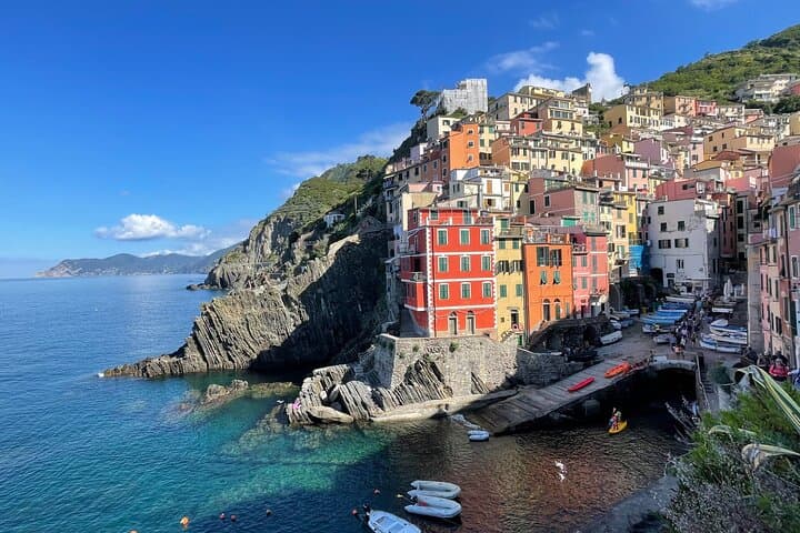 Private Hiking Tour in Cinque Terre: Manarola to Corniglia with Volastra Tasting photo 1
