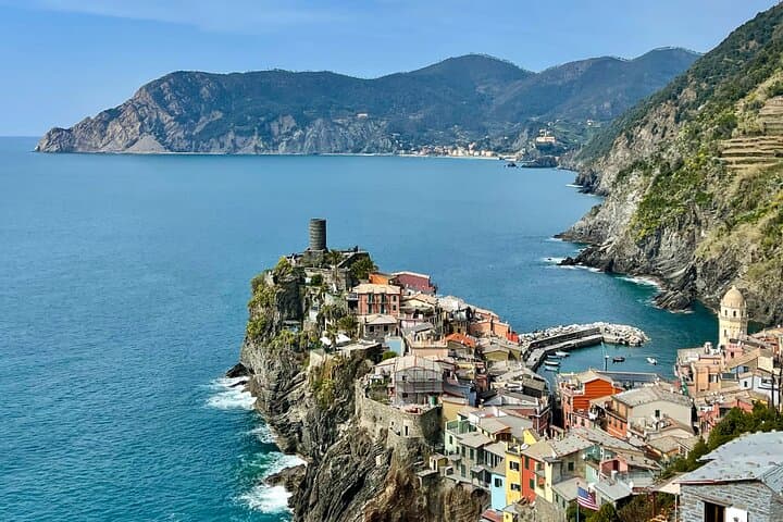 Private Hiking Tour in Cinque Terre: Manarola to Corniglia with Volastra Tasting photo 4