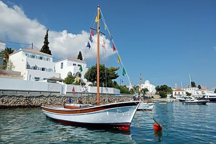 ΖΩΗ (Zoe) Electric Boat Daily Cruises — Silent Eco-Friendly Tours of Spetses Bays photo 4