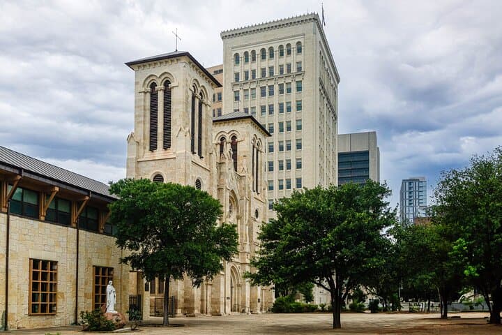 San Antonio Alamo & Cathedral Legends Small-Group Walking Tour: River Walk Stories and City Secrets photo 3