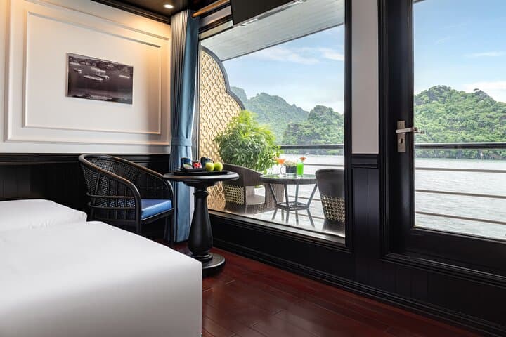 La Casta Luxury 3-Day Cruise: Halong & Lan Ha Bay with Kayaking and Viet Hai Village photo 4