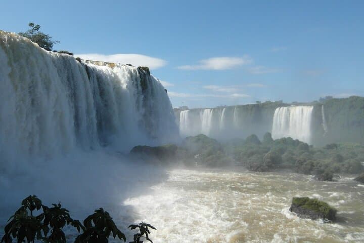 Ecological Adventure: Brazilian Falls & Parque das Aves Tour photo 5