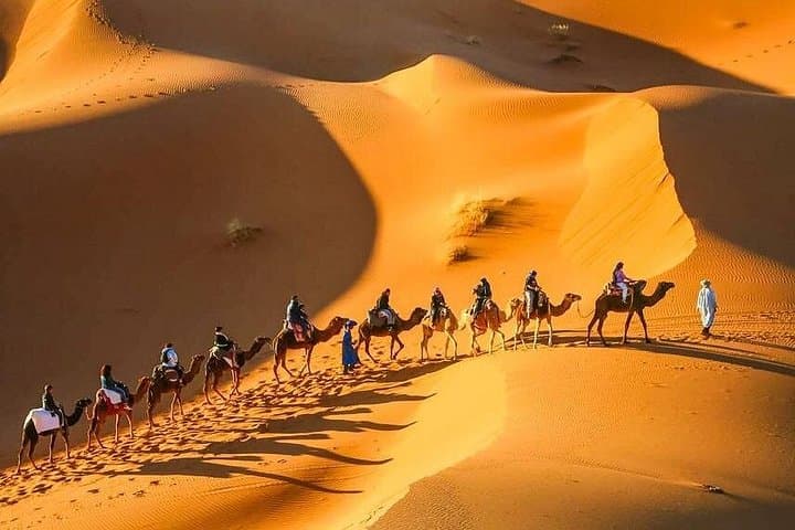 4-Day Private Tour from Marrakech to Merzouga: Camel Ride & Erg Chebbi Camp
