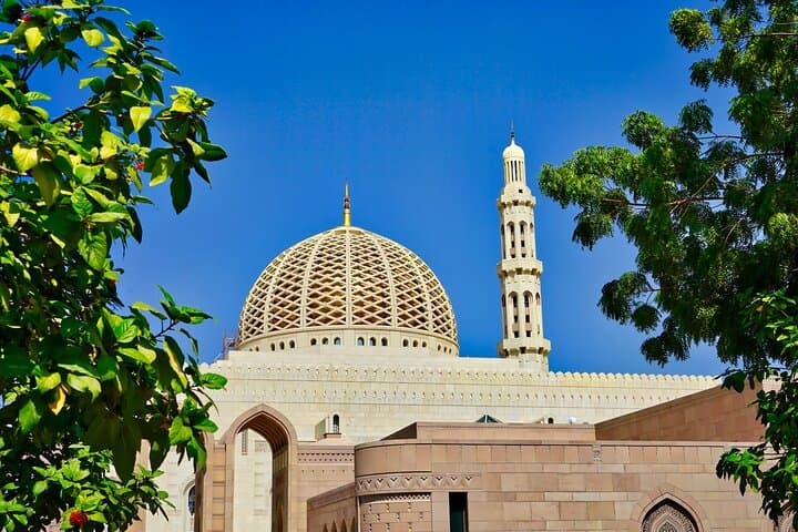 Traditional Omani Muscat Tour: Mosques, Souqs, Beaches & Royal Sights photo 2