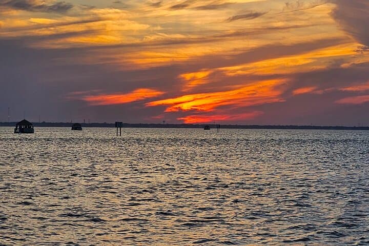 Back Porch Pontoon Sunset Cruise in Destin Bay photo 5