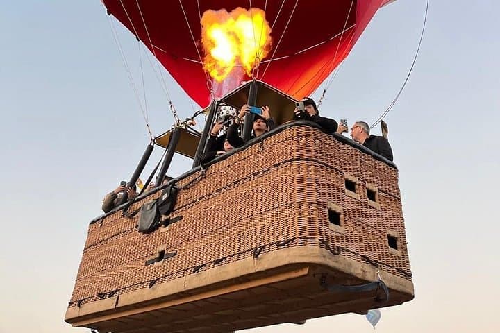 Sunrise Hot Air Balloon Over Teotihuacán: Photo-Perfect Flight and Breakfast photo 2