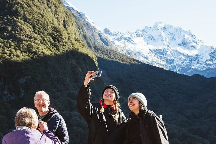 Milford Sound Small-Group Day Tour and 2-Hour Cruise from Queenstown photo 5