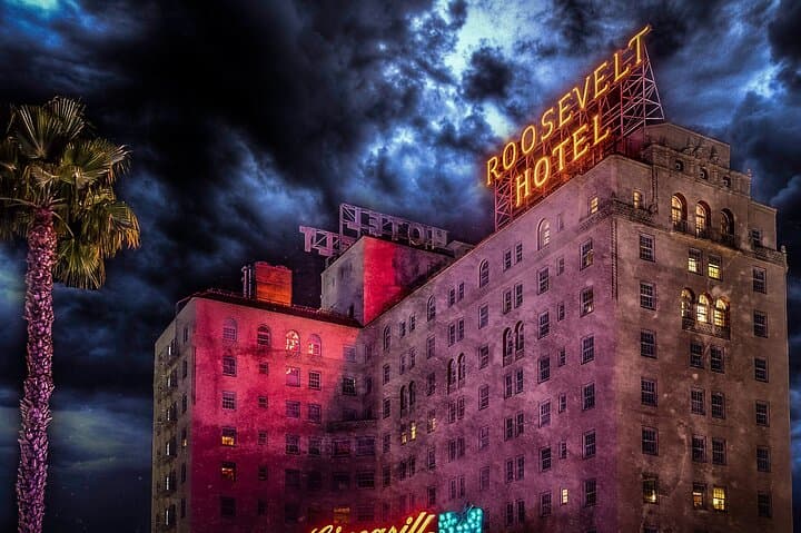 Haunted Hollywood Walking Tour: Terrors of Tinseltown