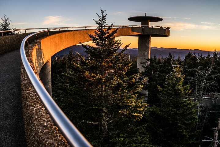 Self-Guided Great Smoky Mountains Driving Tour from Cherokee (GPS App)